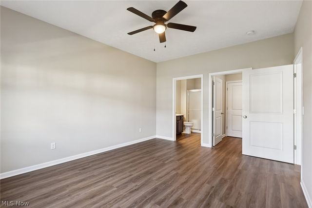 215 Silver Spring Circle, Elyria, OH 44035