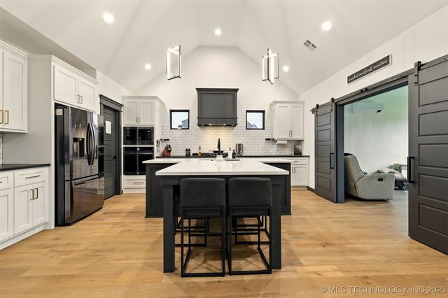 5807 E 128 Street S, Bixby, OK 74008