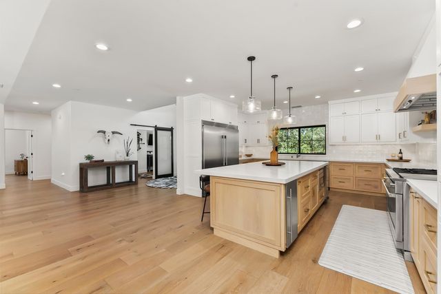 2304 Howard Dr, Rescue, CA 95672