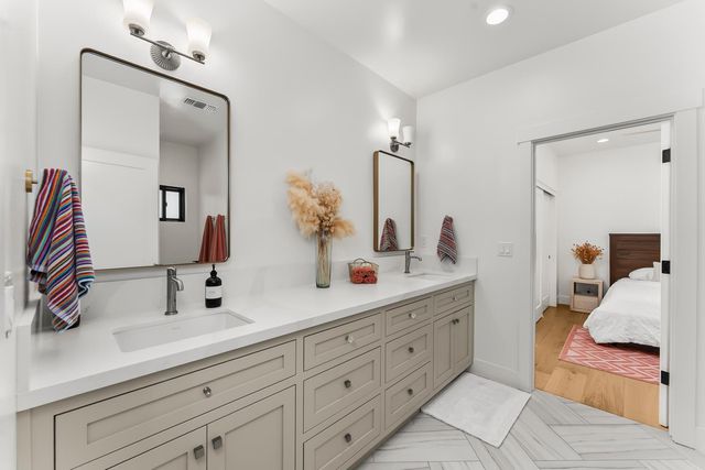 2304 Howard Dr, Rescue, CA 95672