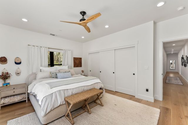 2304 Howard Dr, Rescue, CA 95672