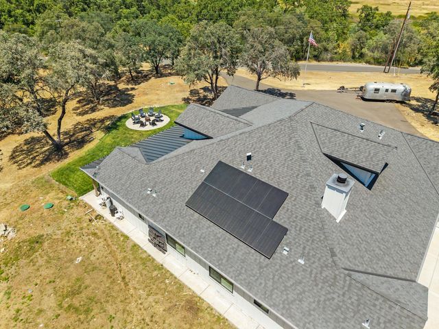 2304 Howard Dr, Rescue, CA 95672