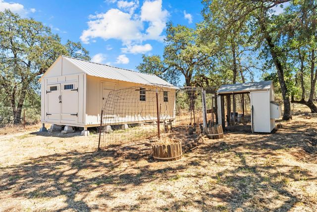 2304 Howard Dr, Rescue, CA 95672