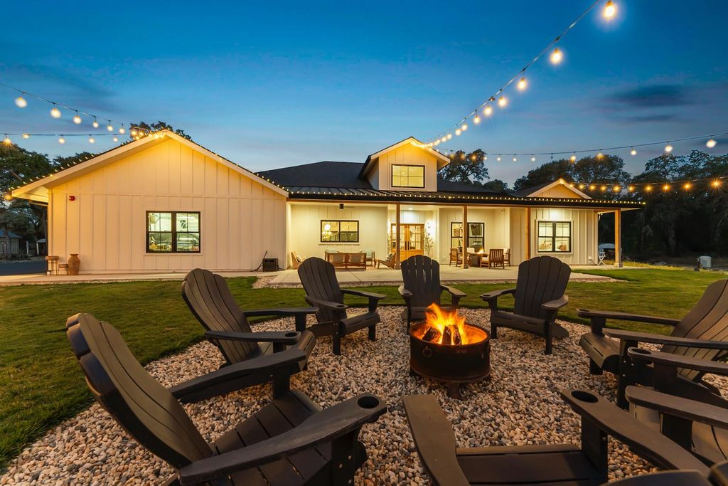 2304 Howard Dr, Rescue, CA 95672