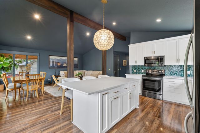 4110 Grainwood Circle NE, Prior Lake, MN 55372