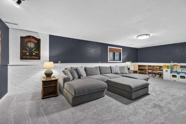 4110 Grainwood Circle NE, Prior Lake, MN 55372