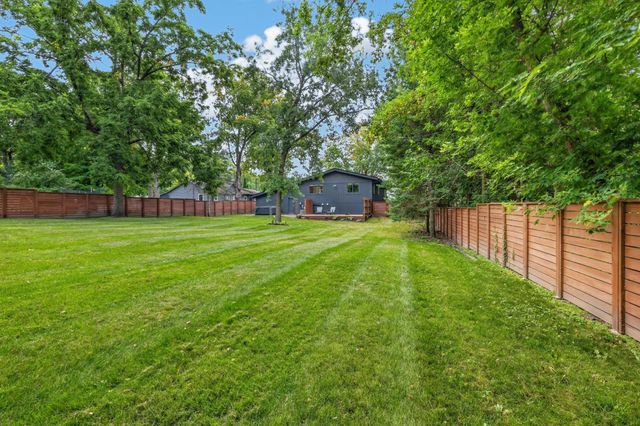 4110 Grainwood Circle NE, Prior Lake, MN 55372