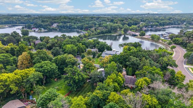 4110 Grainwood Circle NE, Prior Lake, MN 55372