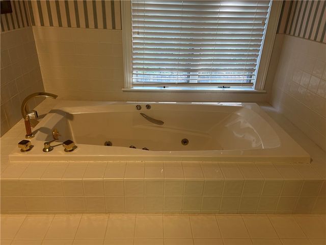 905 Meadow Lane, Anderson, SC 29621