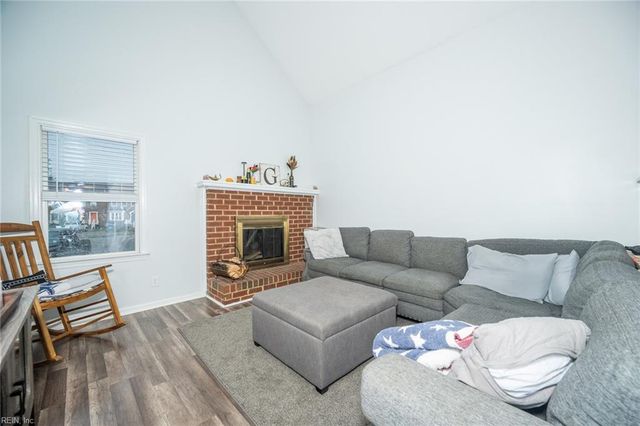 2312 Meadows LNDG, Chesapeake, VA 23321