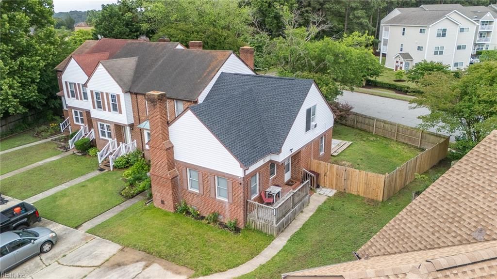 2312 Meadows LNDG, Chesapeake, VA 23321