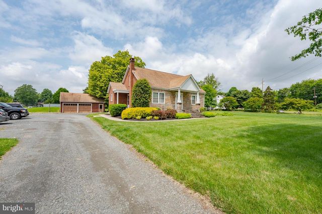 210 ROUTE 31 S, Pennington, NJ 08534