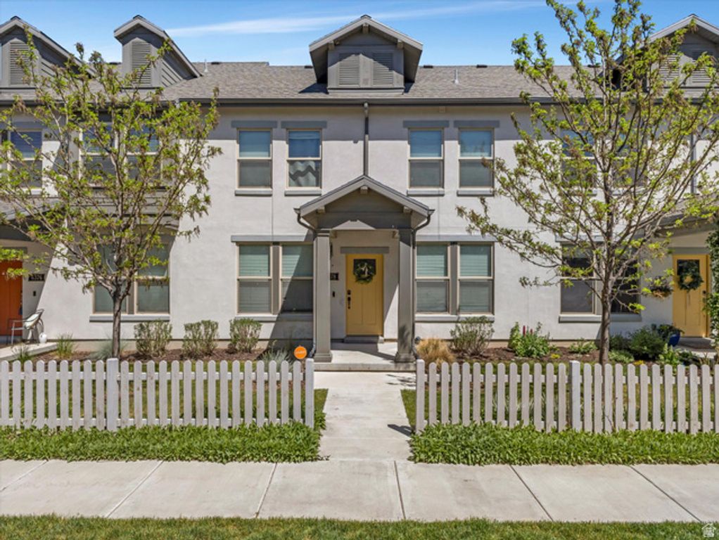 6378 W SUGARCANE DR, South Jordan, UT 84009