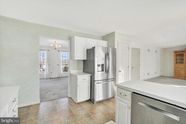 155 ABBEY DR, Mount Wolf, PA 17347