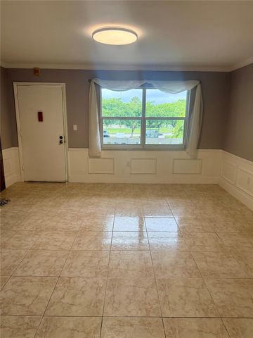 20251 NE 2nd Ave 29, Miami, FL 33179