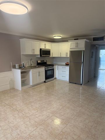 20251 NE 2nd Ave 29, Miami, FL 33179