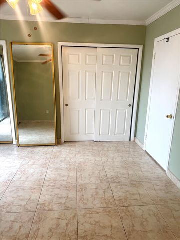 20251 NE 2nd Ave 29, Miami, FL 33179