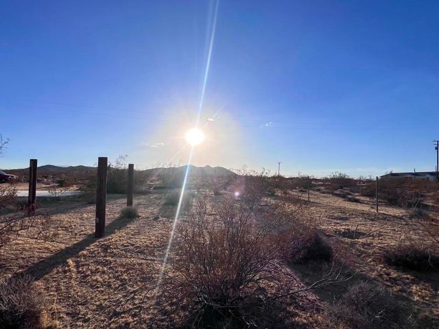 777 Lambert Lane, Landers, CA 92285