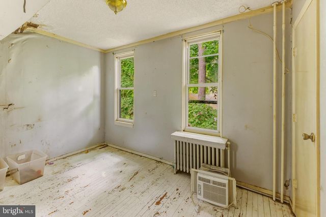 246 RUTLAND AVE, Mount Holly, NJ 08060