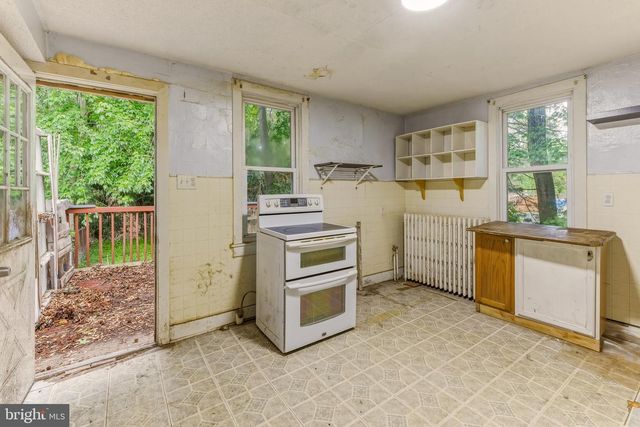 246 RUTLAND AVE, Mount Holly, NJ 08060