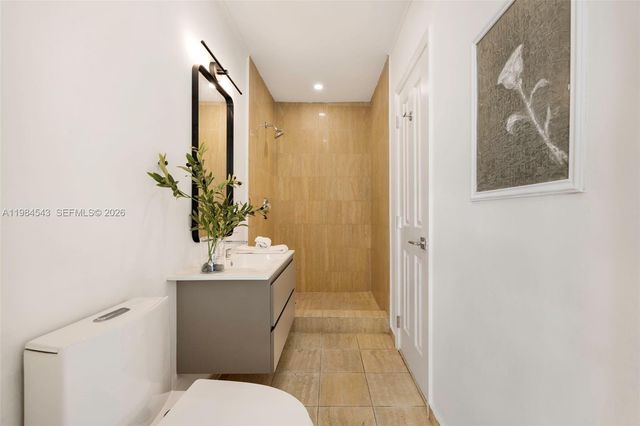 3090 Kirk St, Coconut Grove, FL 33133