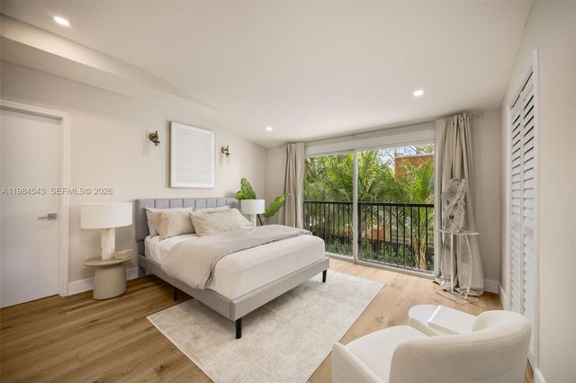 3090 Kirk St, Coconut Grove, FL 33133