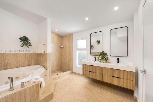 3090 Kirk St, Coconut Grove, FL 33133