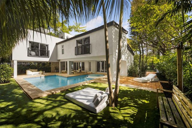 3090 Kirk St, Coconut Grove, FL 33133