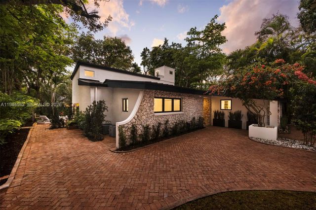 3090 Kirk St, Coconut Grove, FL 33133