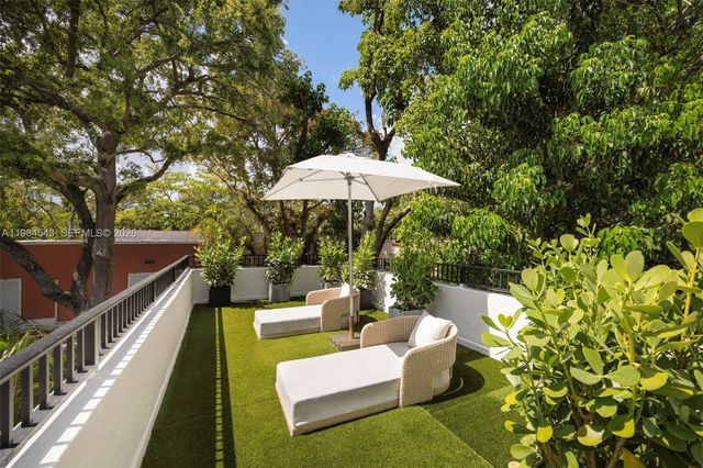 3090 Kirk St, Coconut Grove, FL 33133