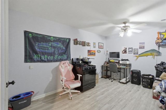 4616 Luella Avenue, Deer Park, TX 77536