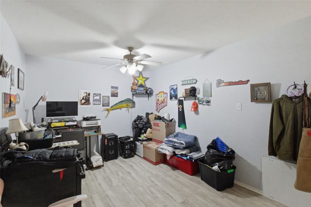 4616 Luella Avenue, Deer Park, TX 77536