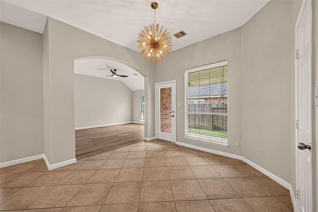706 Silver Creek Circle, Richmond, TX 77406