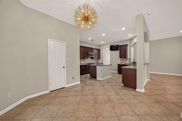706 Silver Creek Circle, Richmond, TX 77406