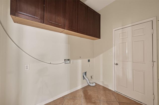 706 Silver Creek Circle, Richmond, TX 77406