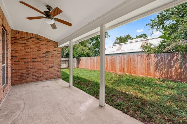 706 Silver Creek Circle, Richmond, TX 77406