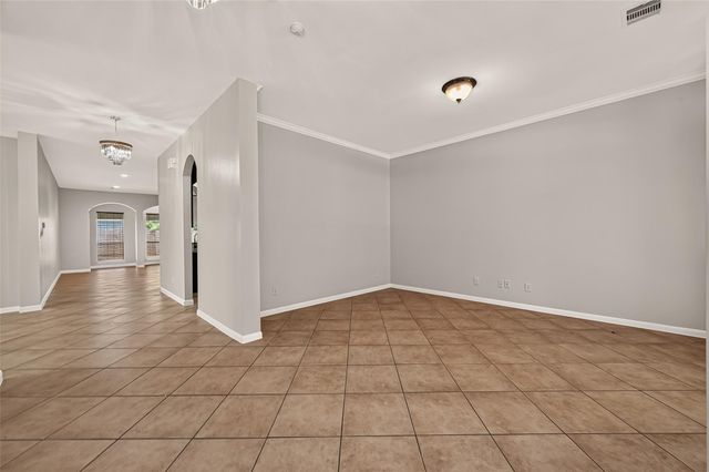706 Silver Creek Circle, Richmond, TX 77406