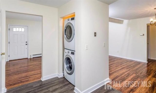 703 Cricket Lane, Woodbridge Proper, NJ 07095