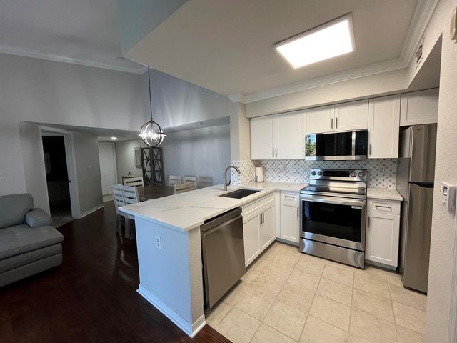 15135 Michelangelo Boulevard 306, Delray Beach, FL 33446