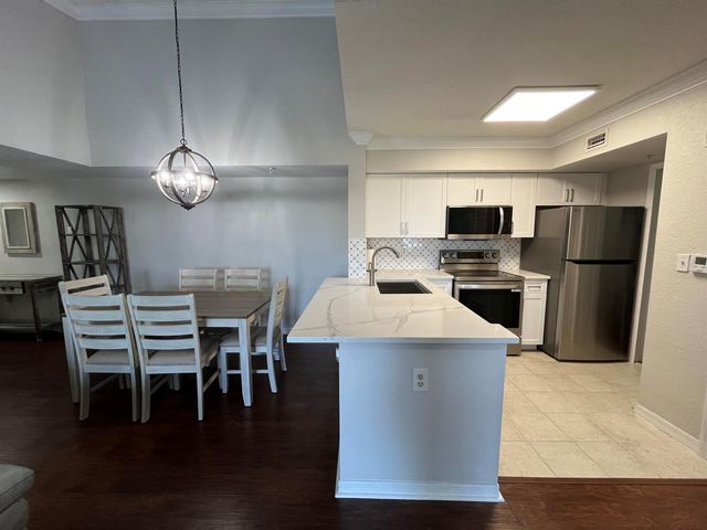 15135 Michelangelo Boulevard 306, Delray Beach, FL 33446