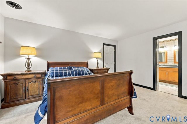 5117 Rock Harbour Rd, Midlothian, VA 23112
