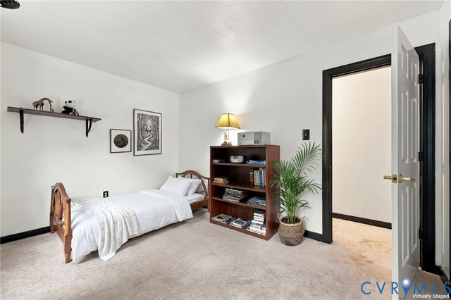 5117 Rock Harbour Rd, Midlothian, VA 23112