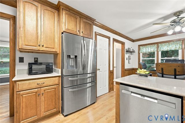 5117 Rock Harbour Rd, Midlothian, VA 23112