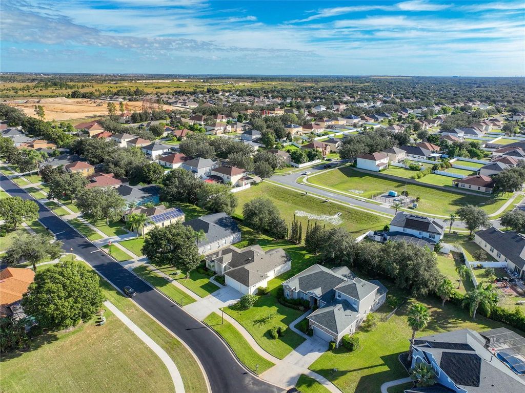2916 MAJESTIC ISLE DRIVE, Clermont, FL 34711