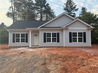 123 Creekside Drive, Mocksville, NC 27028