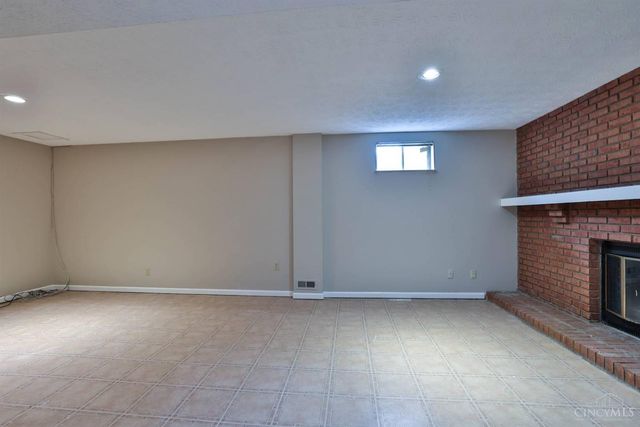 10893 Fallsington Court, Blue Ash, OH 45242