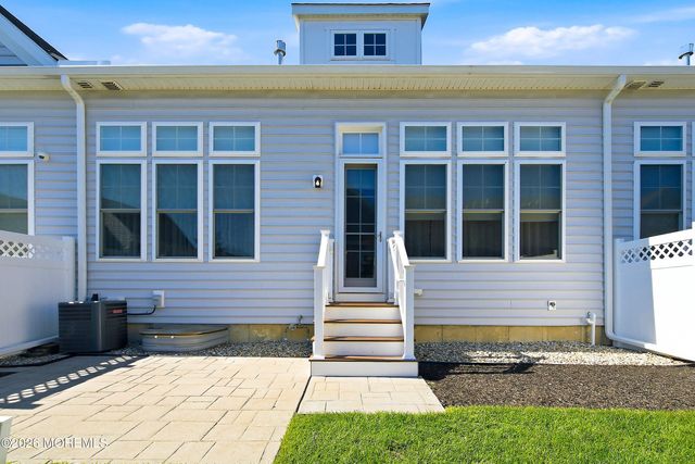 58 Lawley Drive, Lincroft, NJ 07738