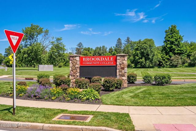 58 Lawley Drive, Lincroft, NJ 07738
