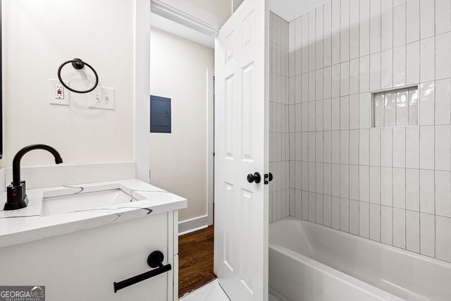 4976 Mable Lake Drive SW, Mableton, GA 30126