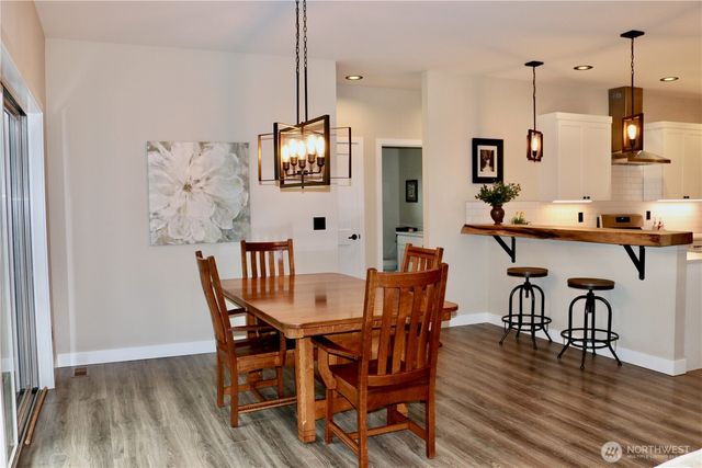 1377 Alger Cain Lake Rd, Sedro Woolley, WA 98284